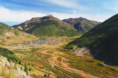 Silverton, nestled amid mountains.