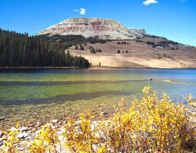 Beartooth Butte and Lake